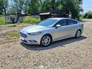 2018 Ford Fusion (North America) II Рестайлинг, серебристый, 1400000 рублей, вид 1