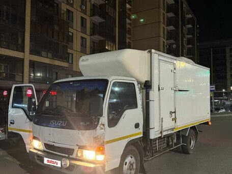 1999 Isuzu Elf (N-series), белый, 1150000 рублей, вид 3