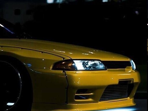 1993 Nissan Skyline VIII (R32), жёлтый - вид 1