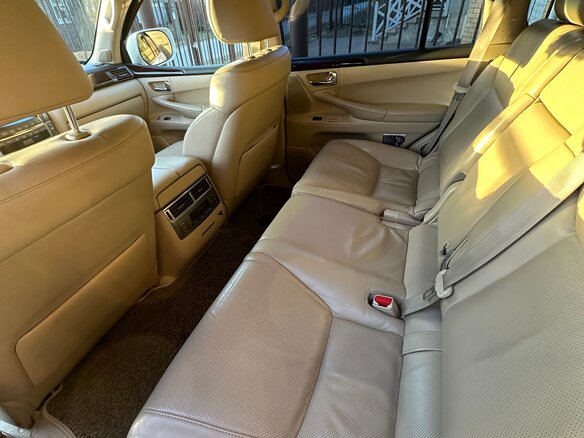 2011 Lexus LX 570 III, белый, 3550000 рублей - вид 8