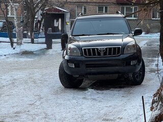 2008 Toyota Land Cruiser Prado 4-speed 120 Series Рестайлинг, чёрный, 2570000 рублей, вид 1