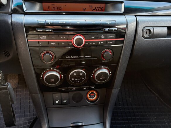 2008 Mazda 3 I (BK) Рестайлинг, красный, 420000 рублей - вид 12