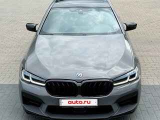 2021 BMW 5 серии 540i VII (G30/G31/G38) Рестайлинг, серый, 6650000 рублей, вид 3
