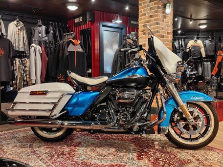 2018 Harley-Davidson Electra Glide, синий, 2100000 рублей, вид 1
