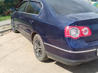 2006 Volkswagen Passat B6, синий, 500000 рублей, вид 5