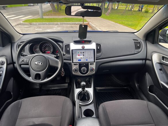 2010 Kia Cerato 5-speed II, голубой, 800000 рублей - вид 7
