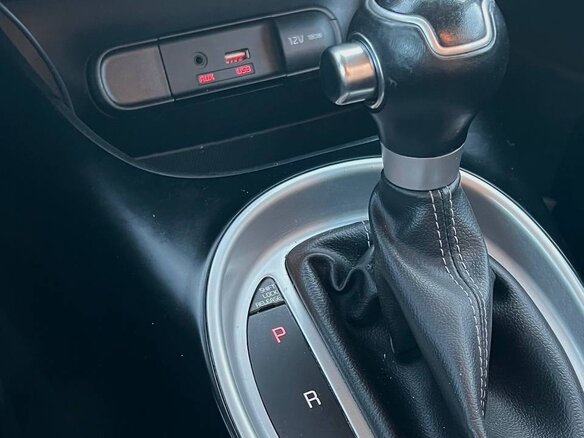 2018 Kia Soul II Рестайлинг, коричневый, 1780000 рублей - вид 18