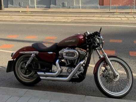 2009 Harley-Davidson Sportster 1200, красный, 649990 рублей, вид 1