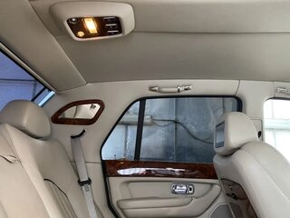 2001 Bentley Arnage Red Label I, чёрный, 6600000 рублей, вид 3