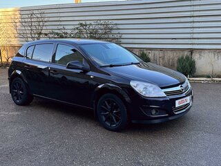 2011 Opel Astra H Рестайлинг, чёрный, 690000 рублей, вид 2