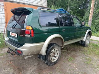 2000 Mitsubishi Pajero Sport I, зелёный, 700000 рублей, вид 3