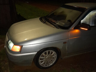 2002 Lada (ВАЗ) 2110, серебристый, 130000 рублей, вид 1