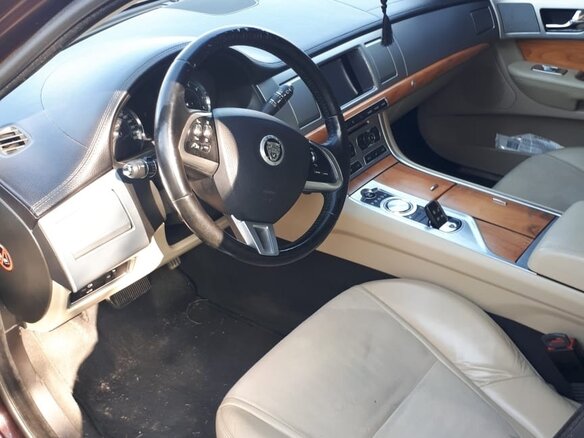 2013 Jaguar XF I Рестайлинг, коричневый, 1720000 рублей - вид 8