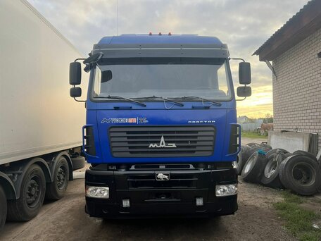 2019 МАЗ 5440, синий, 3350000 рублей, вид 1