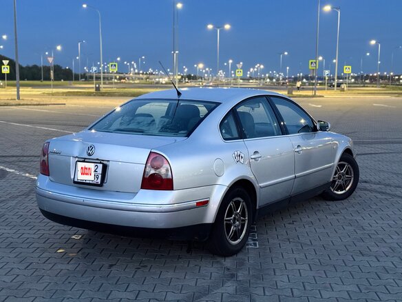 2002 Volkswagen Passat B5 Рестайлинг, серебристый, 440000 рублей - вид 9