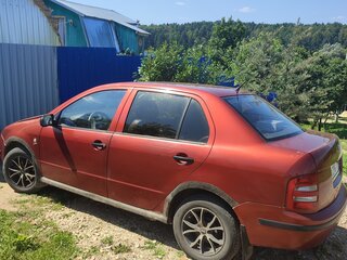 2001 Skoda Fabia I, красный, 255000 рублей, вид 4
