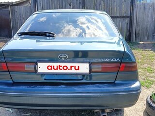 1998 Toyota Camry Gracia IV (XV20), зелёный, 505000 рублей, вид 3