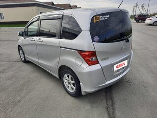 2011 Honda Freed I, серый, 1150000 рублей, вид 5