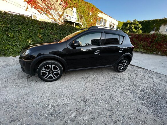 2018 Renault Sandero Stepway II, чёрный, 1100000 рублей - вид 14