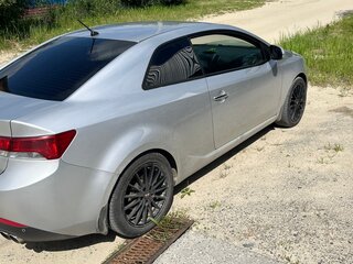 2011 Kia Cerato Koup II, серебристый, 700000 рублей, вид 2