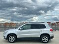 2013 Volkswagen Tiguan I Рестайлинг, серебристый, 1390000 рублей - вид 1