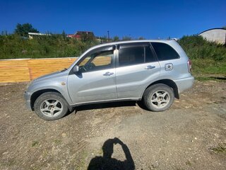 2001 Toyota RAV4 II (XA20), серый, 800000 рублей, вид 3