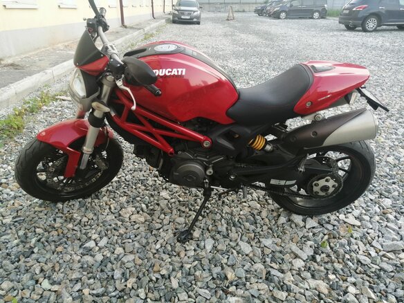 2011 Ducati Monster 796, красный, 550000 рублей - вид 2