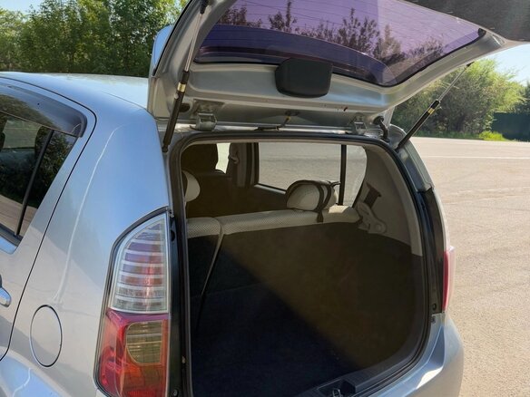 2009 Toyota Passo I (C10), серебристый, 520000 рублей - вид 5