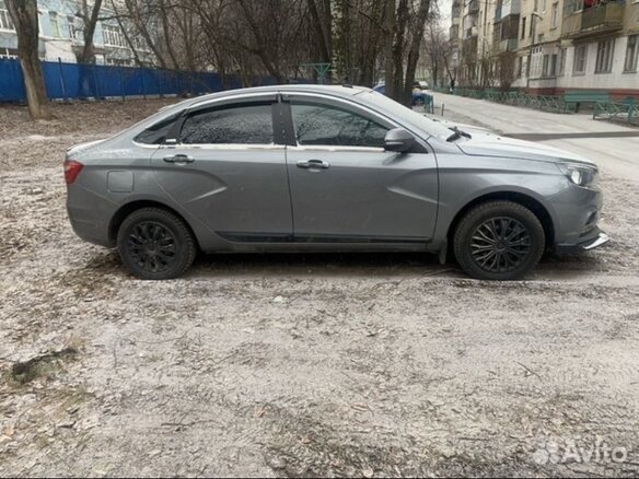 2018 Lada (ВАЗ) Vesta I, серый, 1000000 рублей - вид 4