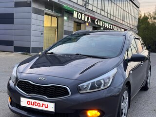 2014 Kia Ceed II, серый, 1200000 рублей, вид 4