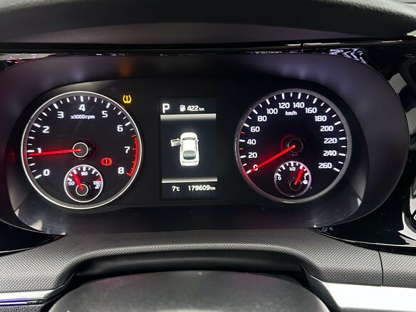 2021 Kia K5 III, чёрный, 2350000 рублей - вид 12