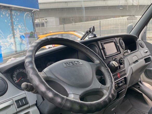 2009 Iveco Daily, белый, 1300000 рублей - вид 6