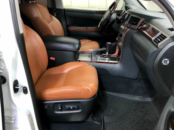 2013 Lexus LX 570 III Рестайлинг, белый - вид 7