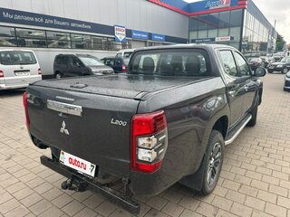 2019 Mitsubishi L200 V Рестайлинг, серый, 2800000 рублей, вид 5
