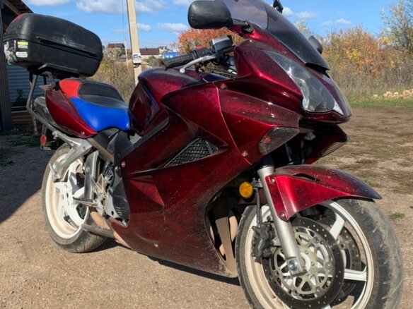 2007 Honda VFR 800, красный, 550000 рублей - вид 1