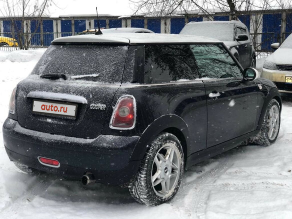 2007 Mini Hatch Cooper II (R56), чёрный - вид 4