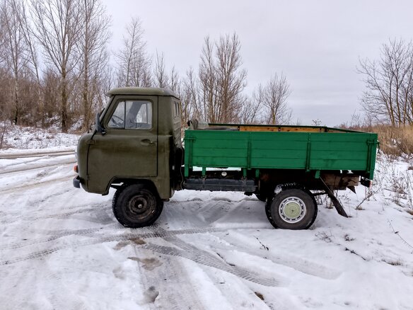 1990 УАЗ 3303, зелёный, 250000 рублей - вид 1