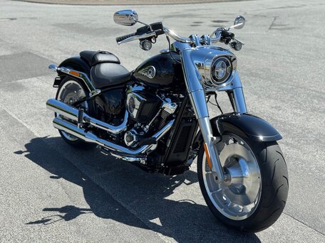 2026 Harley-Davidson Fat Boy, чёрный, 3299000 рублей, вид 1