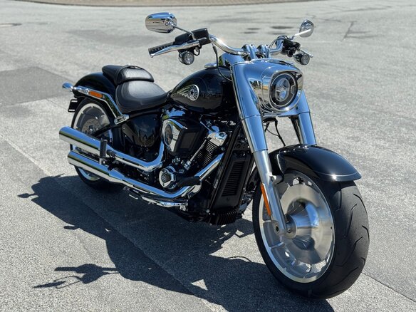 2026 Harley-Davidson Fat Boy, чёрный, 3299000 рублей