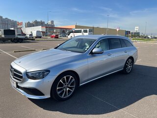 2021 Mercedes-Benz E-Класс 200 d V (W213, S213, C238) Рестайлинг, серебристый, 3100000 рублей, вид 3