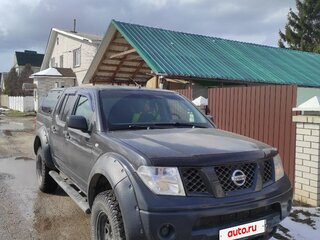 2007 Nissan Navara (Frontier) III (D40), серый, 950000 рублей, вид 1