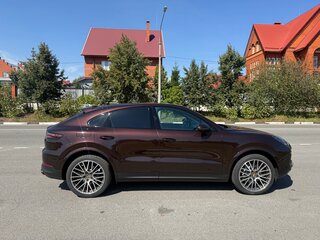 2019 Porsche Cayenne Coupé III, коричневый, 7500000 рублей, вид 3