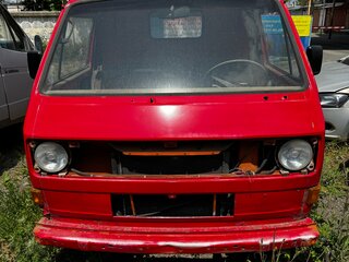 1981 Volkswagen Transporter 4-speed T3, красный, 190000 рублей, вид 1