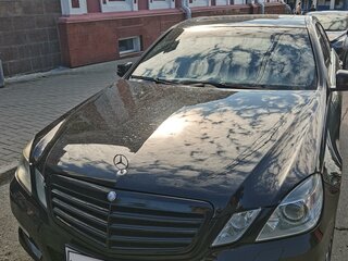 2009 Mercedes-Benz E-Класс 200 5G-Tronic IV (W212, S212, C207), чёрный, 1680000 рублей, вид 2