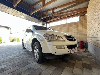 2010 SsangYong Kyron 5-speed I Рестайлинг, белый, 820000 рублей, вид 1