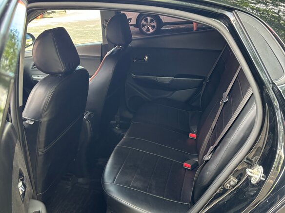 2013 Kia Rio 4-speed III, чёрный, 1000000 рублей - вид 5