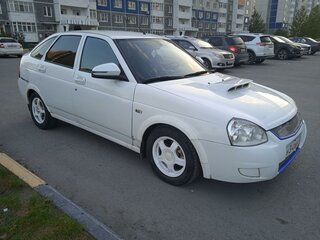 2011 Lada (ВАЗ) Priora I, белый, 450000 рублей, вид 4