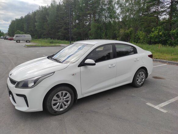 2017 Kia Rio IV, белый, 1100000 рублей - вид 5