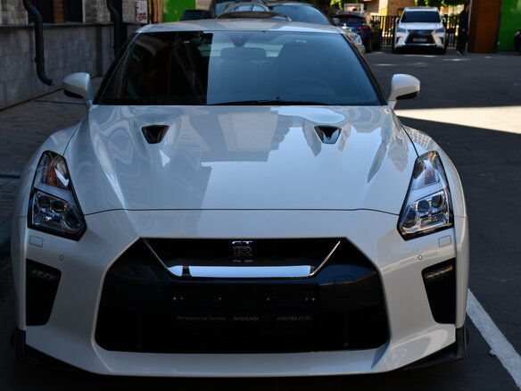 2017 Nissan GT-R, белый - вид 5