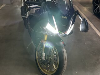 2022 Aprilia RSV4, чёрный, 2350000 рублей, вид 2